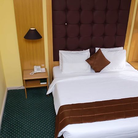 Bolingo Hotel Abuja Luaran gambar